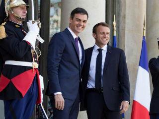 A source in Macron’s office hailed Sanchez’s desire to “be more involved in European matters,” at a time when Paris faces resistance to its EU reform blueprint from other countries, not least Germany.