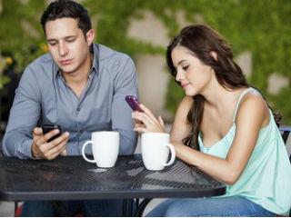 Researchers from the City University of Hong Kong and the Sungkyunkwan University in Seoul identified a link between factors such as personal memories and users’ greater attachment to their smartphones.