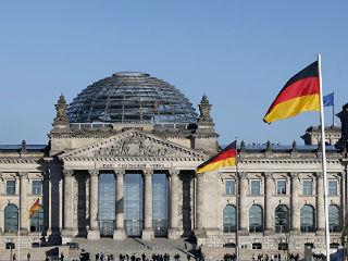 Merkel herself has repeatedly stressed that she had campaigned to stay on as chancellor for a full term. While she may possibly anoint a successor and yield office a little ahead of the next regular election in the autumn of 2021, she probably will not step down mid-term.