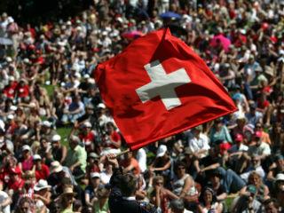 Switzerland’s Federal Constitution was completely changed in 1874. The importance of the cantons was lessened in favour of the country’s central administration. People moving between cantons were given full voting rights after three months, which was beneficial to those moving from rural areas to big cities at the time, and referendums at a federal level were introduced. The revision of the constitution had to be voted on too, of course, and was approved with 63% of the vote.