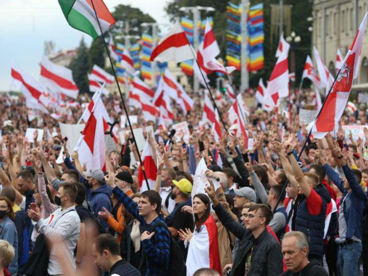 “Instead of talking to the people of Belarus, the outgoing leadership is trying cynically [to] eliminate [them] one by one. The kidnapping of M. Kalesnikava [sic] in downtown . . . Minsk is a disgrace. Stalinist NKVD methods are being applied in 21st century’s Europe. She must be released immediately,” Lithuanian Foreign Minister Linas Linkevicius said.