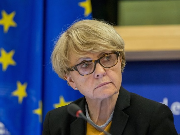 Senior political figures call for speeding up of EU/UK re-set