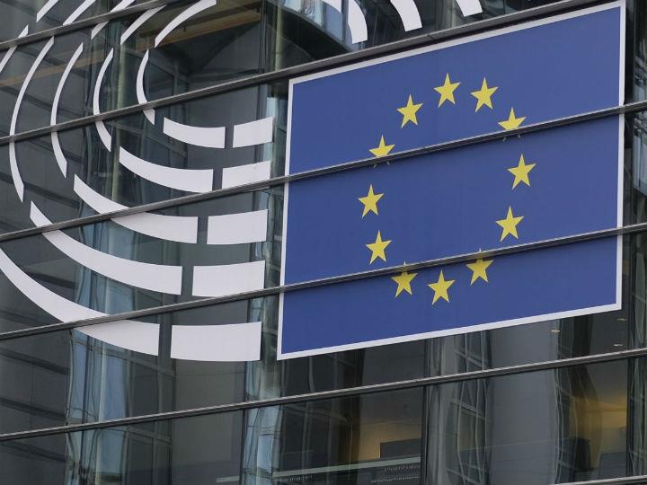 "The Just Transition Fund is the first important step in the European Commission’s emblematic initiative for a Green Europe. Today, the Regional Development Committee confirmed that the EP will continue to lead the way in the implementation of the Paris Agreement, pursuing a socially fair and green transition in our regions..."