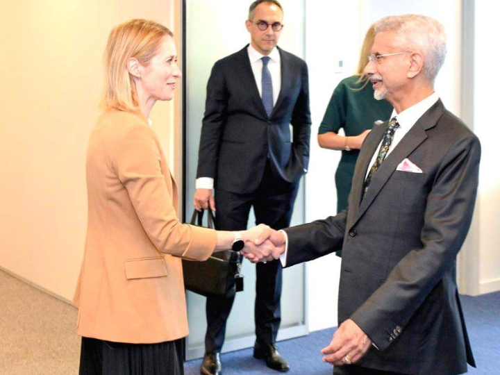 Another pressure point is Kashmir. The deadly terrorist attack in Pahalgam this April, which killed 26 civilians, reignited tensions between India and Pakistan. The aftermath saw diplomatic expulsions and limited military exchanges. In Brussels, Indian Foreign Minister S. Jaishankar was quick to clarify that the recent Operation Sindoor was aimed at terrorist infrastructure — not Pakistan itself. “Think of it less as a strike against Pakistan, and more against terrorism,” he told reporters.