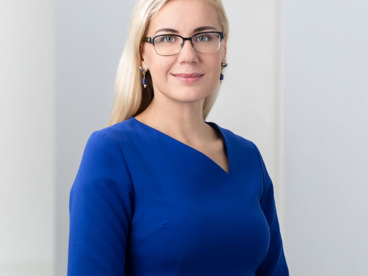 “I am delighted to hear that energy efficiency is well represented in the drafts of the member states’ Recovery and Resilience Plans (RRP). As I emphasised to ministers, this must remain in the final plans across the EU.”