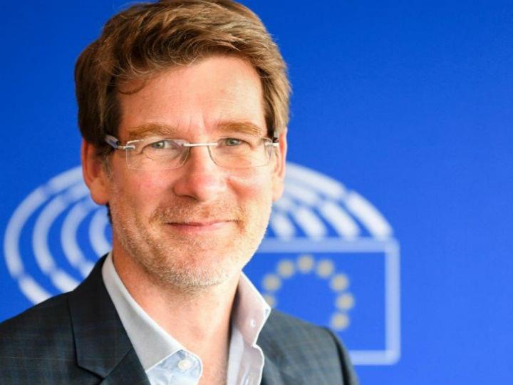 Pascal Canfin is a French MEP for the centrist Renew Europe group in the European Parliament, where he chairs the assembly’s environment committee (ENVI).