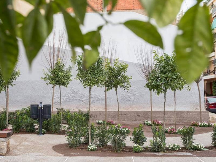 The Greek capital has started creating “pocket parks”, transforming small plots once ridden with garbage and weeds, in a bid to tackle its chronic pollution.