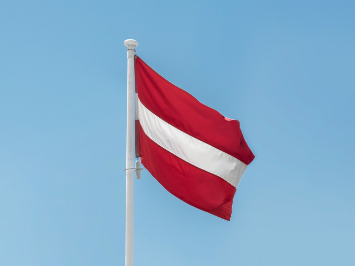 “We are still dependent on pipeline gas,” said Gewessler about Austria’s strong reliance on Russian pipeline gas. “On the other hand, we must not let ourselves be driven crazy by Russian propaganda,” she added, referring to the Kremlin’s threats to halt gas flows should the EU decide on a gas price cap.