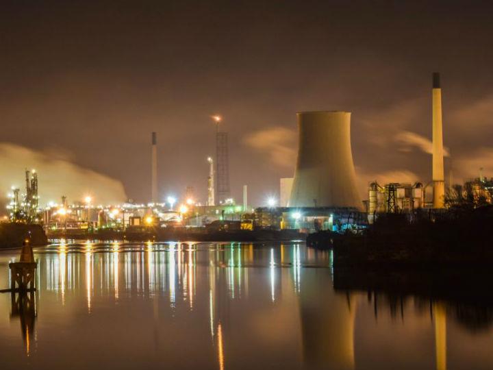 Despite the scale and complexity of the task, carbon-neutral industry is feasible and offers a major investment opportunity. If done right, and by 2050 at the latest, the industrial pillar of the Green Deal can make Europe a world leader in climate-neutral and circular technologies, products and services.