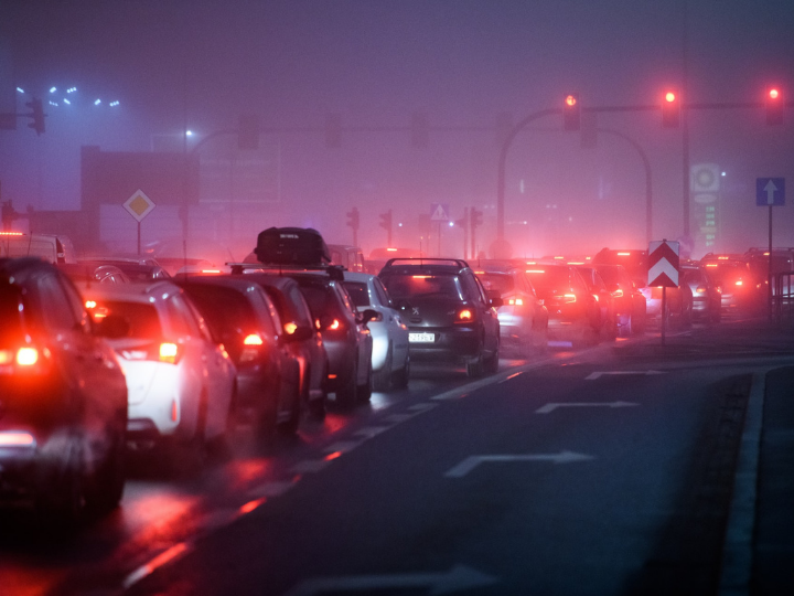 Not leaving the gate open for internal combustion engines (ICEs) after 2035 would put half a million jobs at risk, claims CLEPA, a lobby group representing businesses which supply parts for combustion engines.