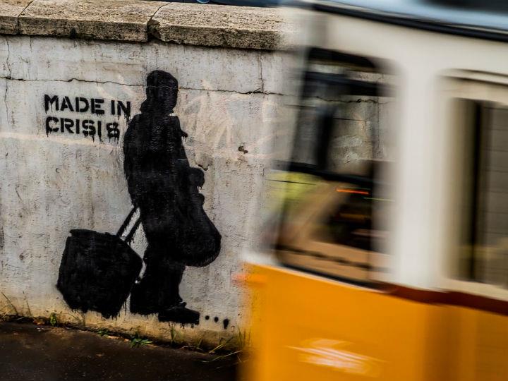 The Spring 2020 Economic Forecast projects that the euro area economy will contract by a record 7?% in 2020 and grow by 6?% in 2021. 