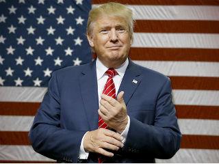 President Trump set out an ambitious agenda as he addressed a joint session of Congress, in a speech more notable for its tone than in substance. “The time for small thinking is over. The time for trivial fights is behind us”, Trump said in his hour-long speech.” No attacks on the steaming media, no attacks to the former Obama Administration or his opponent Hillary Clinton. He announced to create millions of jobs. He urged Congress to ‘act decisively’ to repeal and replace Obamacare. Trump promised ‘massive tax relief for the middle class’ and asked Congress to pass a $ 1trillion of dollar infrastructure package. 