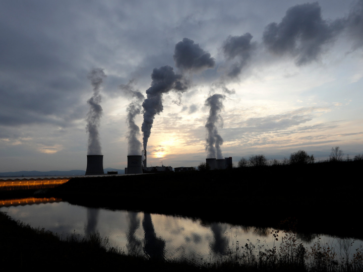 The European Commission originally proposed a Climate Law with a built-in independent review and ratcheting mechanism, every 5 years, so targets could be made more ambitious but not less ambitious over time.