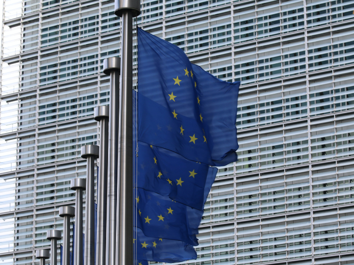 Last week, EU defence ministers supported the start of work on setting up an EU military training mission for Ukrainian forces that would complement current efforts by individual EU countries.