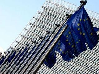 Remarkable is, that so far there is no real sign of an economic slowdown in the US; and China’s statistics show imports from Europe are slowing but still growing. However, across the Eurozone we see a weakening in the rate of increase of consumer spending. This surely cannot be blamed upon the slowdown in China