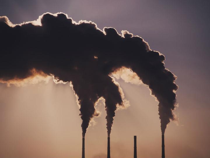 Under the 55% reduction scenarios, the Commission’s impact assessment estimates that wind and PV will account for around 48% of gross generation in 2030, i.e. 1,650TWh of the 3,500TWh.