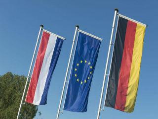 Nevertheless, Berlin should keep in mind that it needs other partners, with their unique strategic benefits. The Netherlands’ benign image as a smaller member state is of use to a Germany that is often seen as too large and too overbearing. The Netherlands regularly puts forward German initiatives, which are easier to digest if proposed by a smaller member state. At other times, the Netherlands, by agreement with Germany, adopts clear positions as a “flank player” which frees up Germany to seek to create middle ground with other partners.