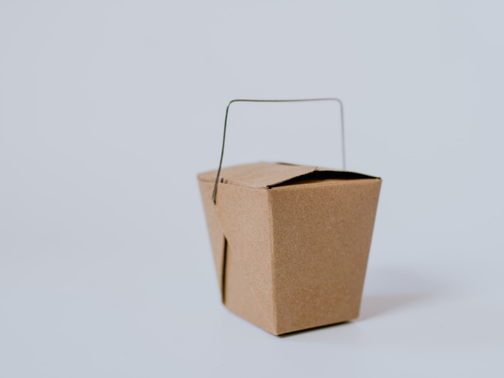 To tackle the climate crisis, the European Union seeks to promote the transition to a circular economy where products use less material, contain more recycled content and are easily recycled or reused.