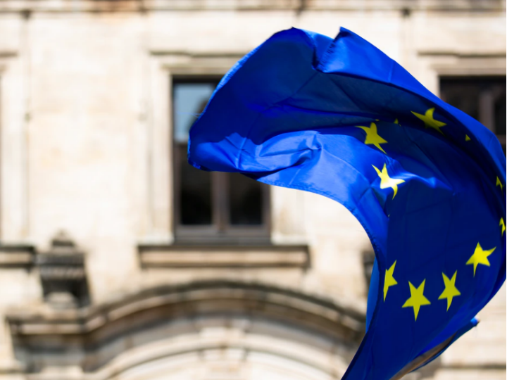 "The proposal for a Joint Employment Report analyses the impact of the COVID-19 pandemic on the employment and social situation in Europe. The COVID-19 crisis has broken a six-year long positive trend on the labour market."