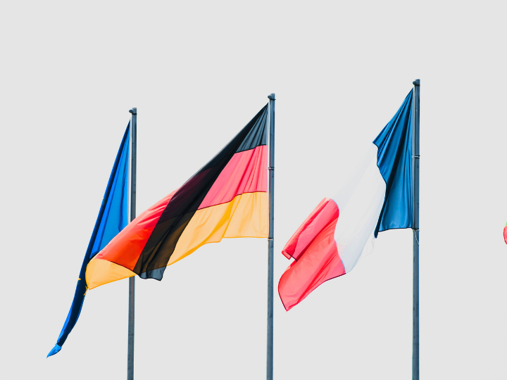 To give it a go with resuscitating the Franco-German motor, Macron even readily subscribed to the new Berlin theme of a “progress coalition” and saw it as a realistic option in the Franco-German framework.