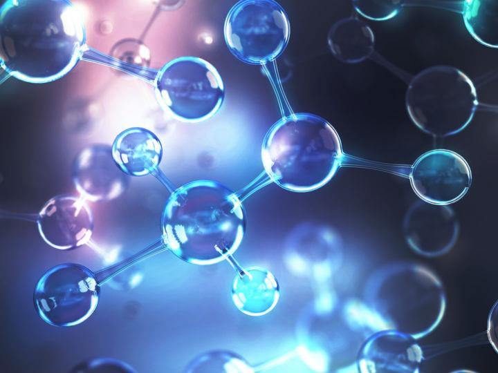 «Hydrogen is especially required for those sectors where electricity and batteries are not sufficient to decarbonise. These include heavy road traffic, aviation and shipping as well as the production of high-temperature heat in industrial processes, such as the steel, cement and the chemical industry.»