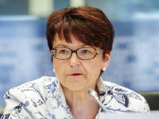 "As I see it, the wish for a European-Chinese Partnership is mutual. Both partners are longing for a better cooperation. However, for Europe, foreign policy is both, about values and interests. This is what makes the functioning of the EU-China partnership at times ineffective and reciprocally provoking."