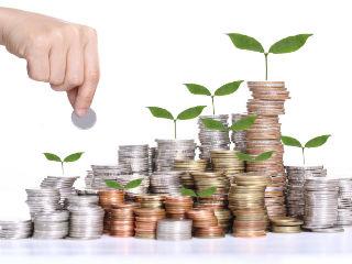 This private money would flow into the EU economy, where it is vitally needed to fund warmer buildings, cheaper lighting, cleaner air and increased energy security for EU citizens – all at no risk to the public authorities. At the same time, it would be helping member states implement the Paris Agreement and meet the 2030 climate and energy goals at least cost.