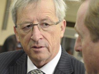 The end of October, EU leaders will gather in Brussels for another summit. It seems that it is too early to expect solutions.