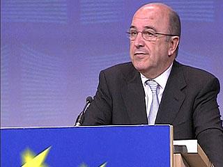 The EU2020 strategy aims to focus Member State and Commission action on four key principles: innovation, competitiveness, protection of the environment and social cohesion.
