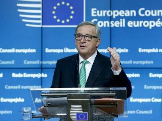 The failed example of the Agenda 2020, which was never implemented, dragging to failure a series of ECB programs should not be repeated. Similarly, we should avoid mistakes of the past that made Cohesion Policy cumbersome and unpopular: bureaucracy, formalism and excessive costs gave the (wrong) impression that funds in European Regions are wasted to no avail. The first EFSI assessments, however, also indicate the same conclusions: labyrinth procedures, complex bank mechanisms and difficulties in participation from the administrative mechanisms of the Member States. This leaves one to wonder whether Europe has stopped being effective for good.