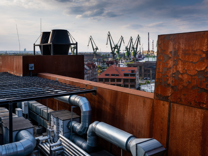 LNG in Europe last month traded about $30 per million British thermal units (mmBtu) amid concerns that cheaper Russian gas supplies were failing to keep up with demand in a standoff over Ukraine.