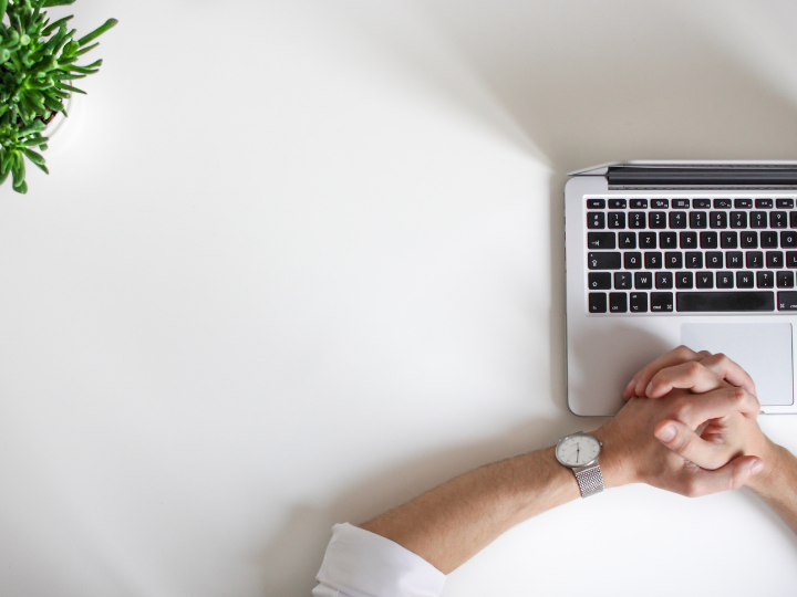 When business leaders and strategists think of demand uncertainty, they typically focus on market uncertainty and don’t pay sufficient attention to uncertainty arising from the actions of competitors.