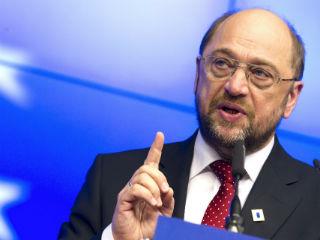 Schulz has gone a bridge too far; for he has been hauled over the carpet by the EPP (though its President at first agreed with Schultz) and by other EP political groups which were not involved at all in Schulz′s rash reaction. 