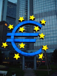 Euro-area experts cut growth forecasts for 2005, 2006, ECB poll shows