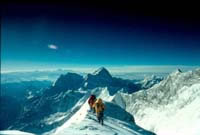 Getting on top of Everests rubbish