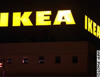 Stampede mars IKEA London opening