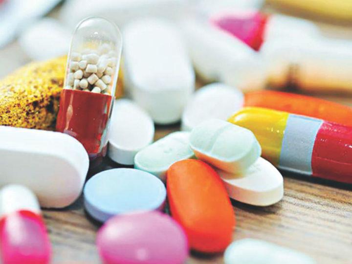 MEPs encourage the introduction of financial incentives, in line with state aid rules, to persuade producers to make active pharmaceutical ingredients and medicines in Europe. They also welcome the new EU health programme EU4Health to make medicines and medical equipment more available and more accessible.