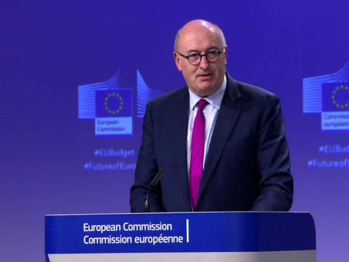“I believe that the current crisis presents a political opportunity to address these issues, and would be happy to hear if you agree”.