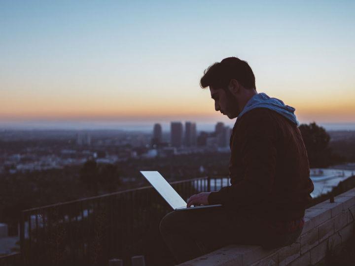 Advice from academics and practitioners who are well-versed in the remote working paradigm.