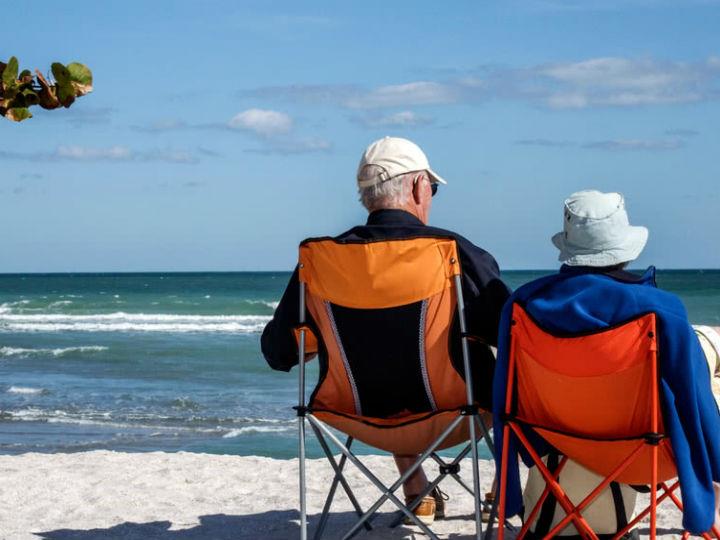 Retirement lengths vary around the world, impacted by factors like life expectancy, savings and gender.
