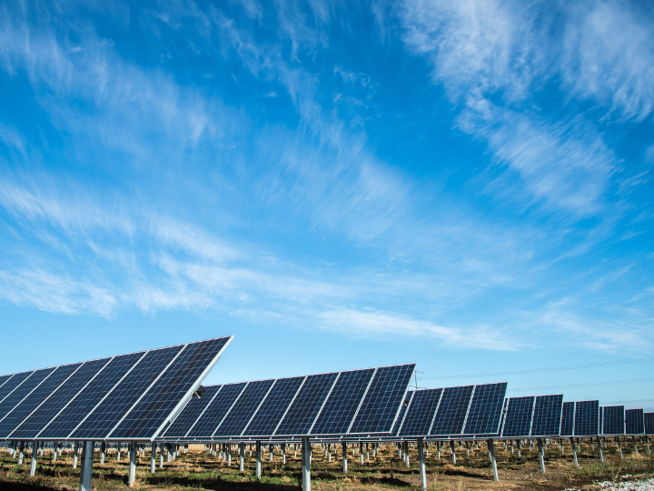 According to Timmernans, there is an “increasing understanding” in EU capitals that a higher renewables target is required to strengthen the EU’s energy security in the face of falling Russian gas exports to Europe.