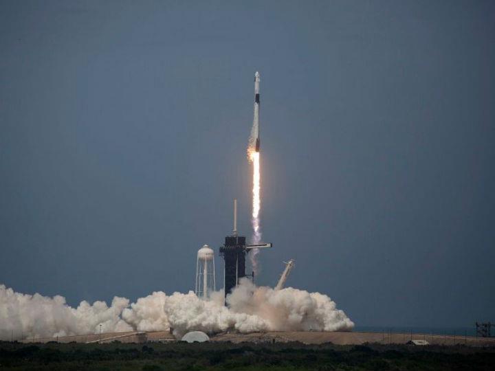 The SpaceX space capsule with NASA astronauts on board arrived safely at the ISS, a landmark mission that ended Russia’s monopoly on flights there. Astronauts Doug Hurley and Bob Behnken will remain on the ISS for almost three months in preparation for more missions from the US.