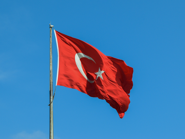 The diplomatic circles estimated that through Greece, Erdogan wanted to send a message to Europe and beyond that, Turkey now adopts a more moderate attitude.