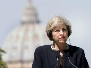 Her Florence speech confirmed the UK’s intention to adopt a status quo transition, where the UK continues to operate under ‘the existing structure of EU rules and regulations’, for around two years after March 2019. Mrs May also said that no member state would have to pay more, or receive less from the EU budget until 2020, the end of the current multiannual budget period.