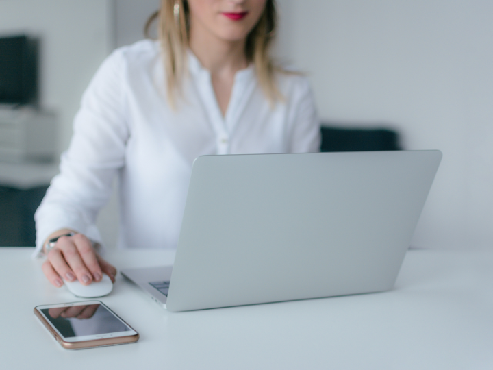 «Online learning is narrowing gender education gaps and preparing women for in-demand jobs in the digital economy by removing barriers for women learners and improving gender inclusion in science, technology, engineering and mathematics (STEM) fields, and connecting women to rising skills and job opportunities.»