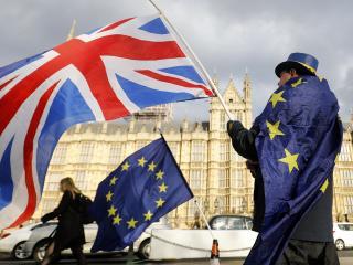 But how is Britain? Let me quote the columnist Simon Kuper of the Financial Times, an absolute quality paper but to put it mildly, not pro-Brexit. ‘There has been lots of talk lately about how unhappy the UK is. The vote for Brexit is often described as a cry of pain from suffering people’, he wrote. But he was stunned by research done by the independent Resolution Foundation think-tank. About 93 per cent of Britons now say they are ‘fairly’ or ‘very’ satisfied with their lives; a very marked upward turn since 2000.